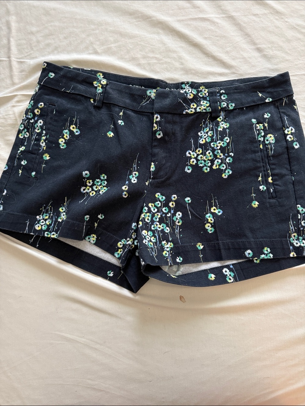 a.n.a Navy Floral High-Waist Women’s Shorts